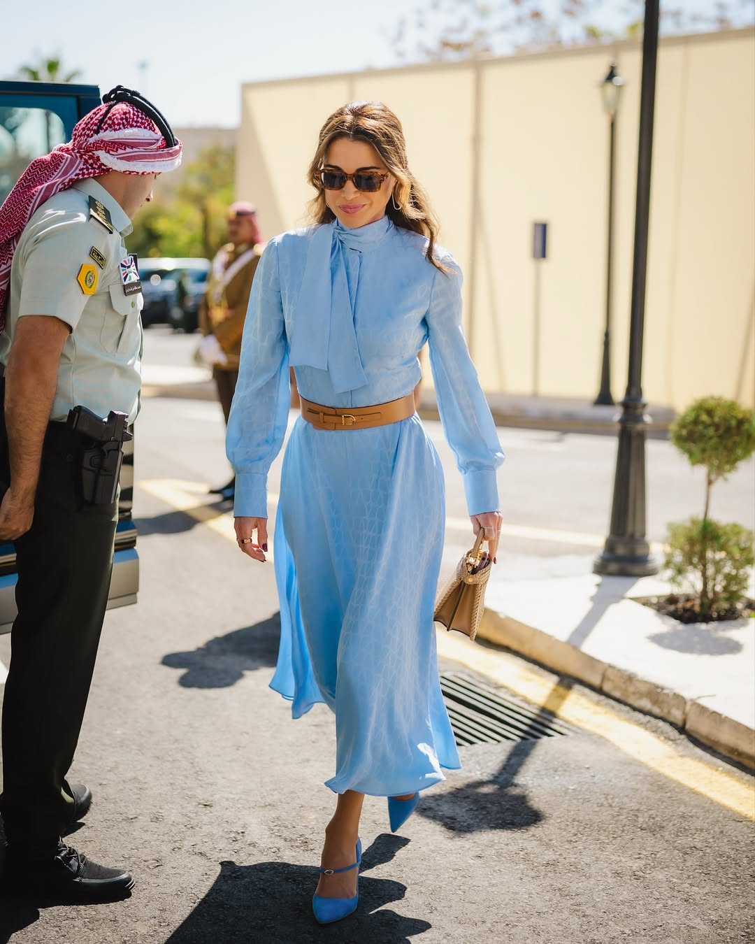 الملكة رانيا العبدالله: الله يحميك سيدنا الملكة رانيا العبدالله: الله يحميك سيدنا