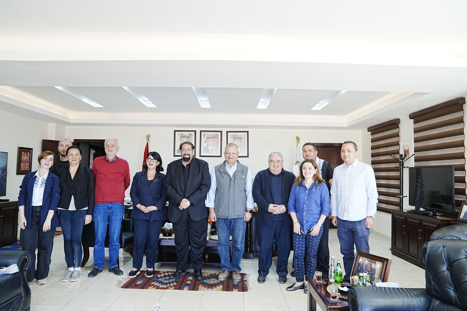 وفد جورجي يزور البترا للاطلاع على التجربة الأردنية في حماية المواقع التراثية وإدارتها وفد جورجي يزور البترا للاطلاع على التجربة الأردنية في حماية المواقع التراثية وإدارتها