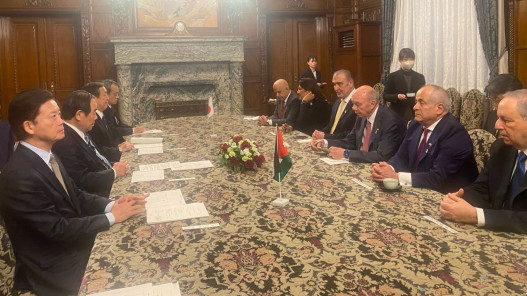 الفايز: الأردن قوي سياسيا وأمنيا لكنه يواجه تحديات اقتصادية بسبب الصراعات من حوله الفايز: الأردن قوي سياسيا وأمنيا لكنه يواجه تحديات اقتصادية بسبب الصراعات من حوله