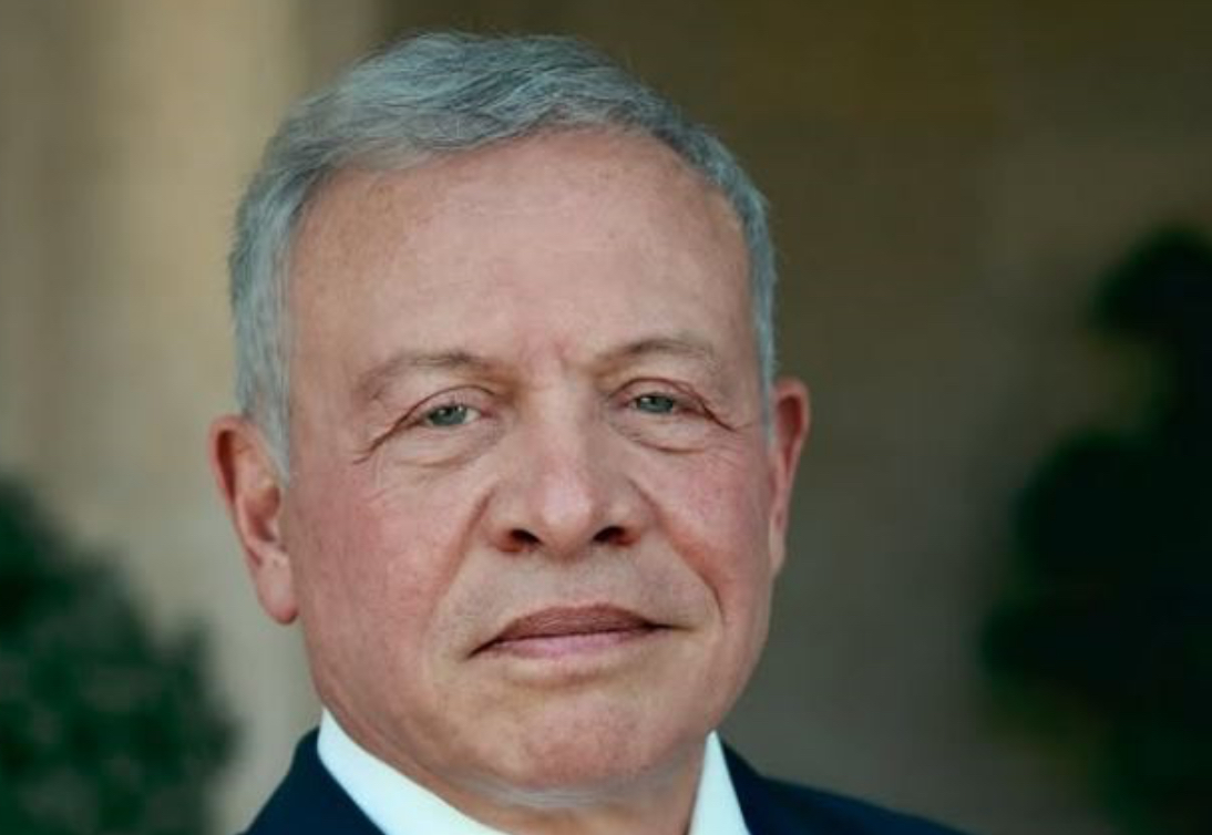 الملك يغادر أرض الوطن في زيارة خاصة الملك يغادر أرض الوطن في زيارة خاصة