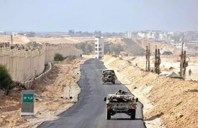 الجيش الإسرائيلي يغلق محور فيلادلفيا جنوب غزة​ 