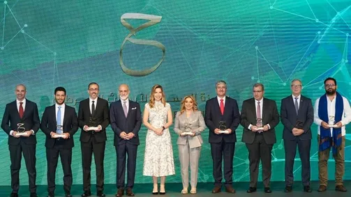 مندوبا عن الملك والملكة الأمير طلال يكرم الفائزين بجائزة الحسين لأبحاث السرطان