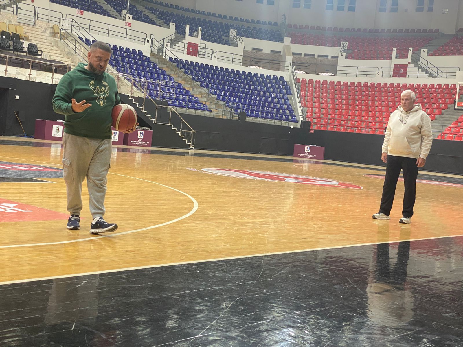 مركز إعداد القيادات الشبابية يختتم دورة مدربي كرة السلة – تصنيف درجة ثالثة مركز إعداد القيادات الشبابية يختتم دورة مدربي كرة السلة – تصنيف درجة ثالثة