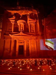 سفارة دولة الامارات في عمّان تحتفل بعيد الإتحاد الـرابع والخمسين تحت شعار” متحدين “