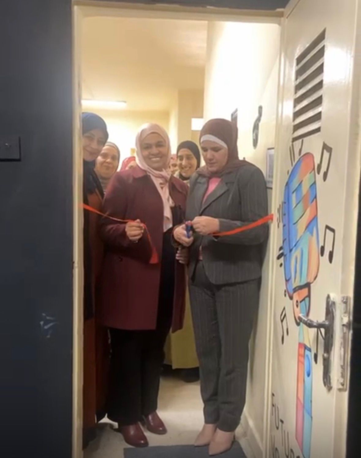 بدء برنامج التوجيه المهني لتخصصات BTEC في مدرسة هالة بنت خويلد