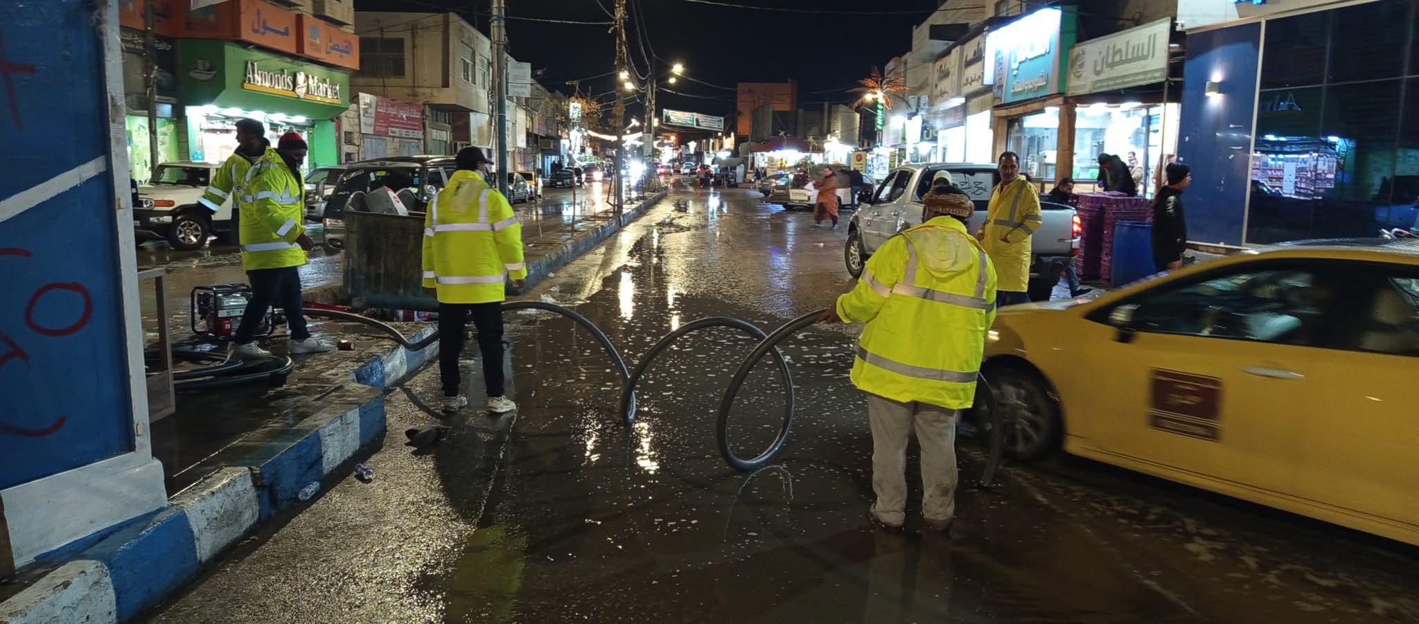 وزارة الإدارة المحلية تتعامل مع 90 شكوى خلال الحالة الجوية- صور