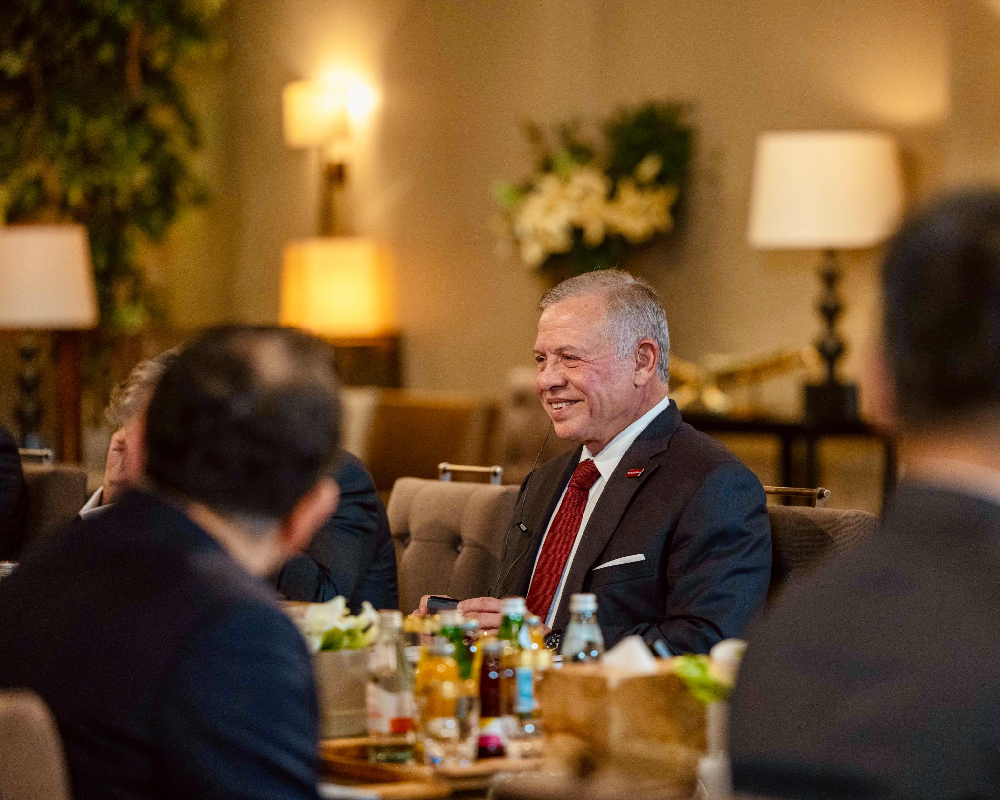 الملك في 2025: 46 زيارة عمل.. 255 لقاء مع رؤساء دول وقادة.. 9 خطابات دولية ومحلية الملك في 2025: 46 زيارة عمل.. 255 لقاء مع رؤساء دول وقادة.. 9 خطابات دولية ومحلية