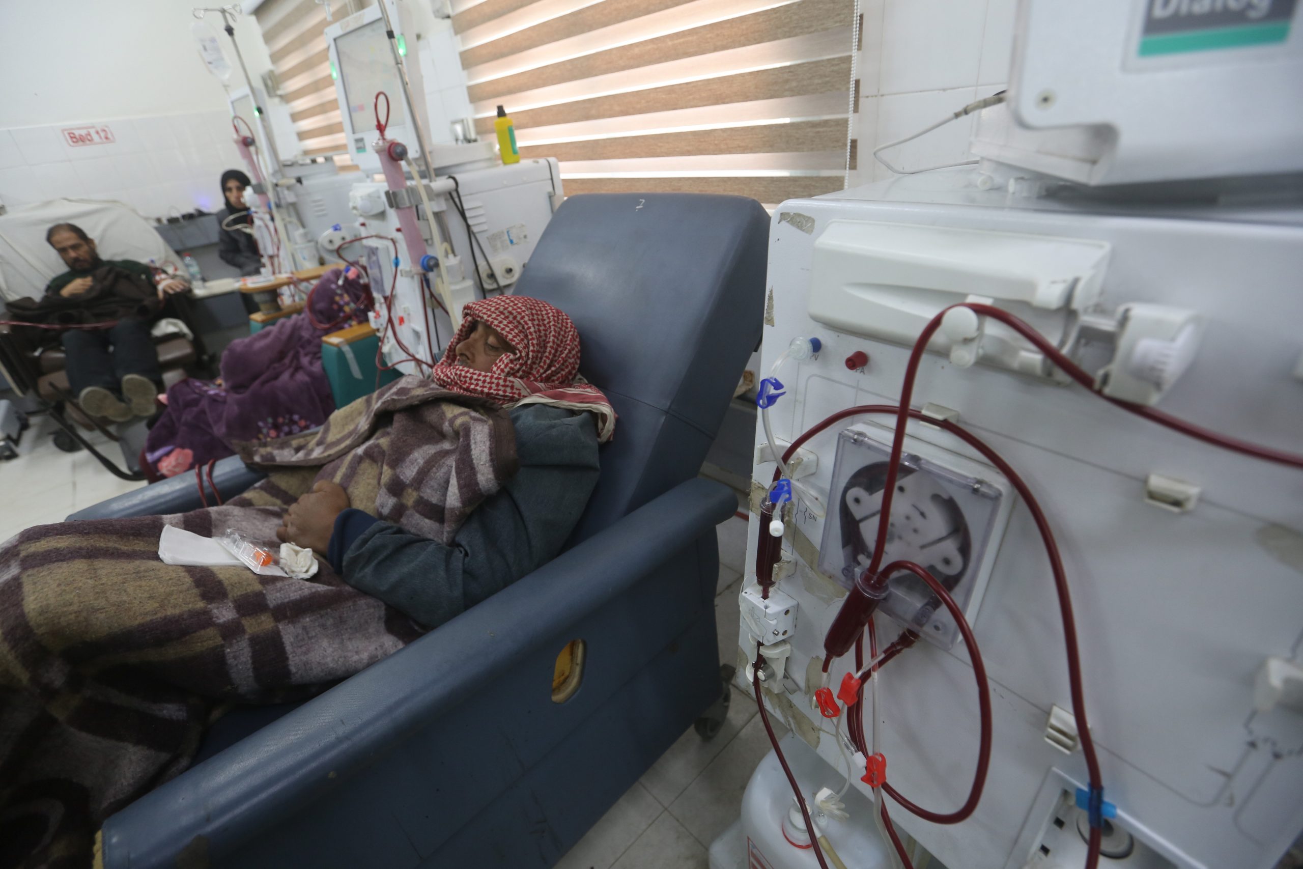 20 ألف مريض في قطاع غزة ينتظرون العلاج بالخارج 20 ألف مريض في قطاع غزة ينتظرون العلاج بالخارج