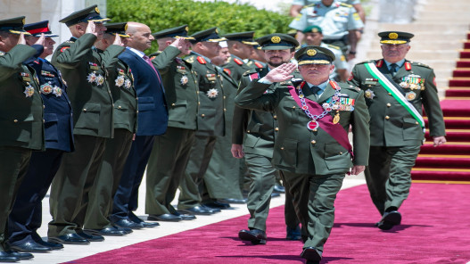 في عيده الـ 64.. حياةُ ملكٍ وسيرةُ قائد في عيده الـ 64.. حياةُ ملكٍ وسيرةُ قائد