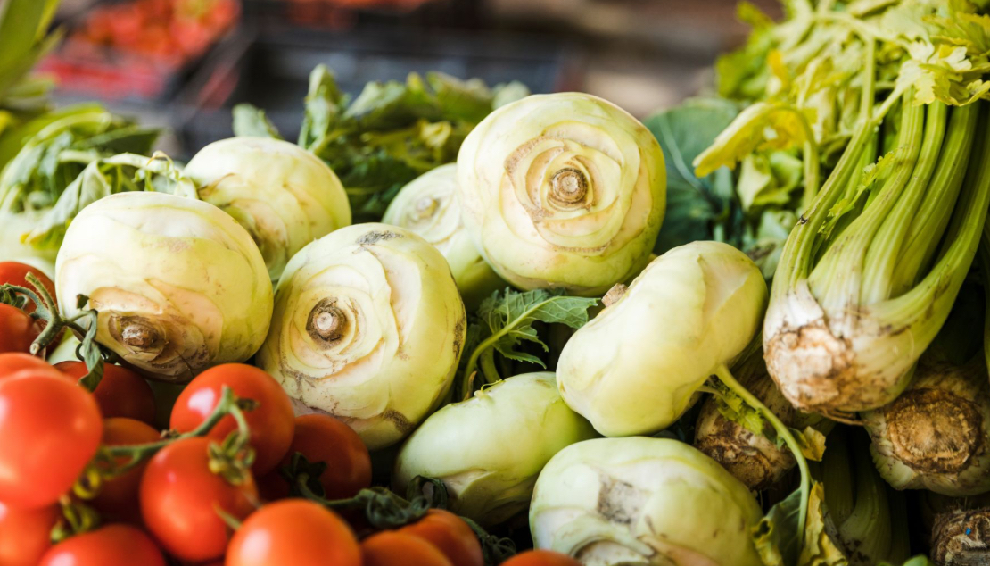 2005 أطنان من الخضار وردت للسوق المركزي اليوم