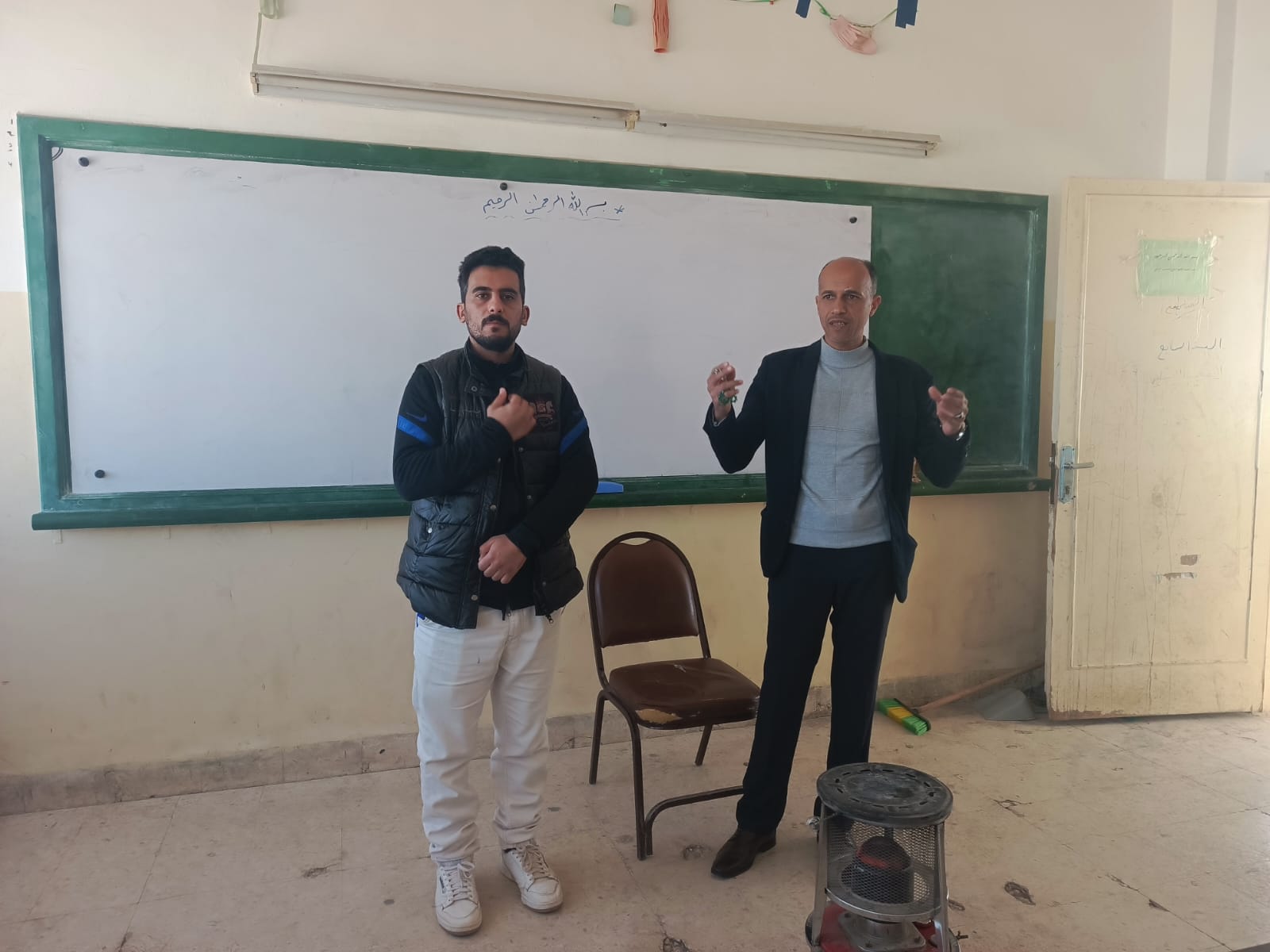 مركز شباب وشابات الدفيانة ينظم ورشة حول البرنامج التنفيذي لاستراتيجية النظافة والحد من الإلقاء العشوائي للنفايات