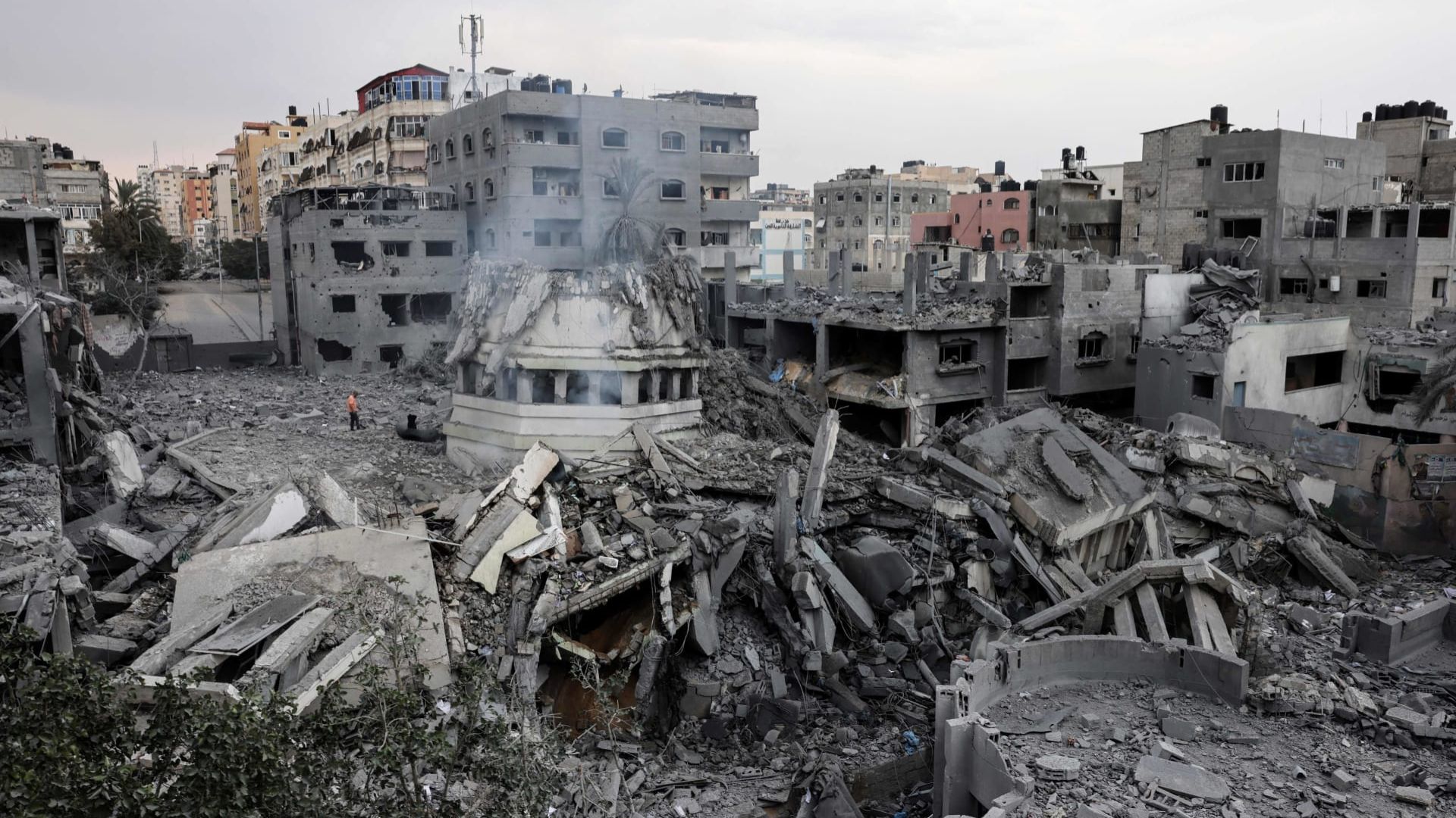 6 شهداء جراء القصف الإسرائيلي عدة مناطق في غزة​ 