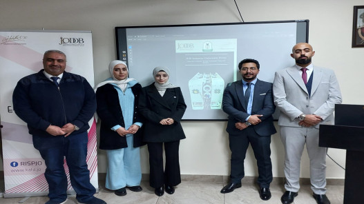 فريق أردني ينجز مشروعا للتطوير روبوت ذكي لتنقية مياه البحار