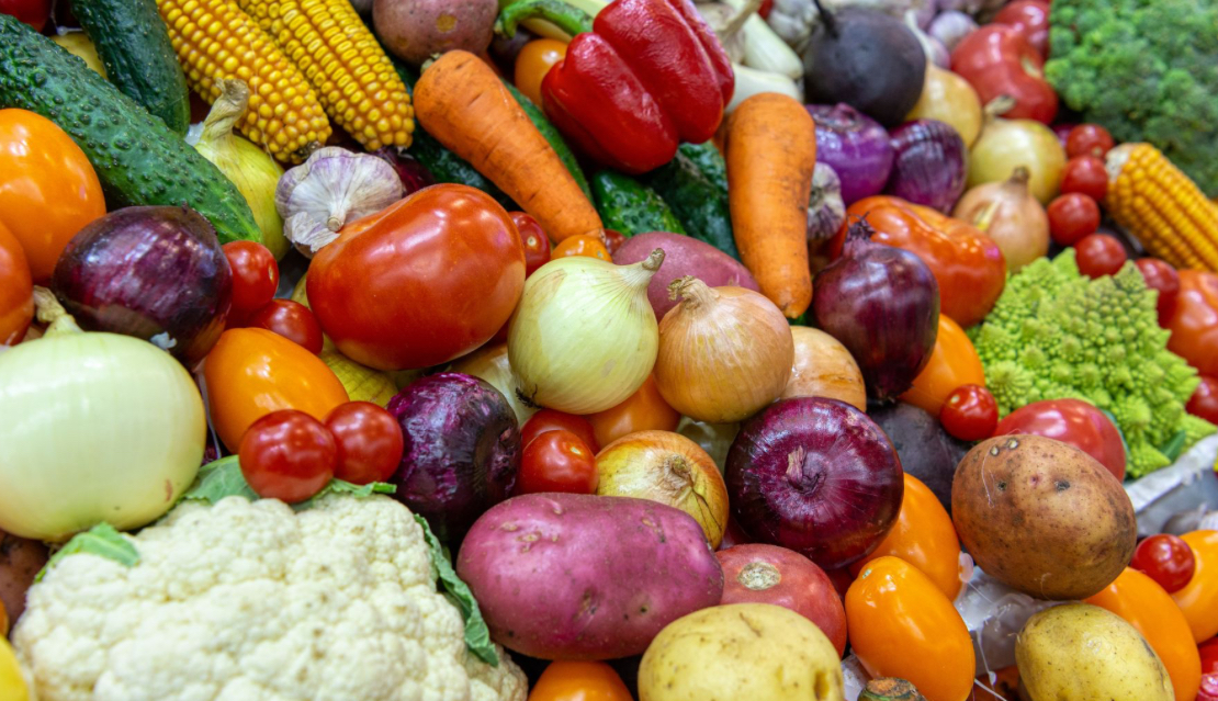 2200 طن من الخضار ترد السوق المركزي اليوم 2200 طن من الخضار ترد السوق المركزي اليوم