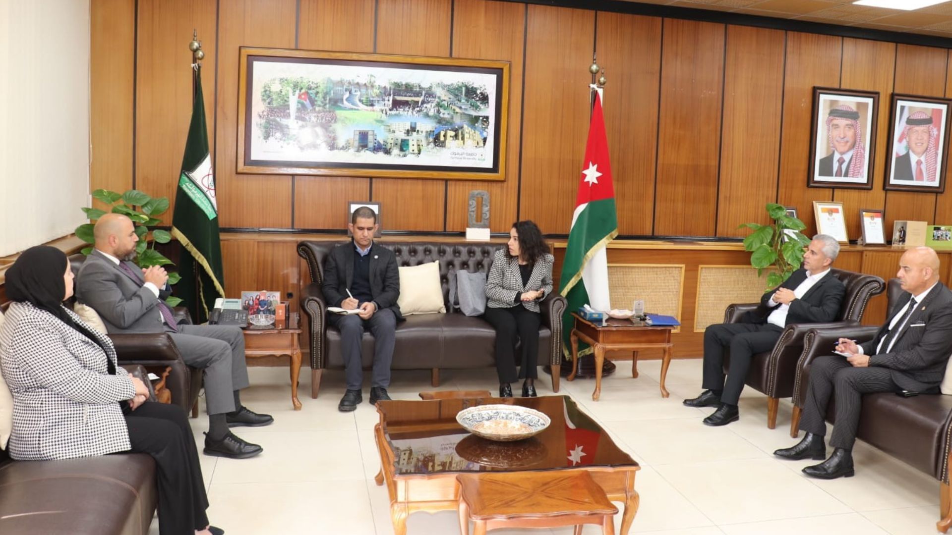 “اليرموك” و”الخدمة الجامعية العالمية” تبحثان التعاون بقضايا اللجوء والتنمية المستدامة