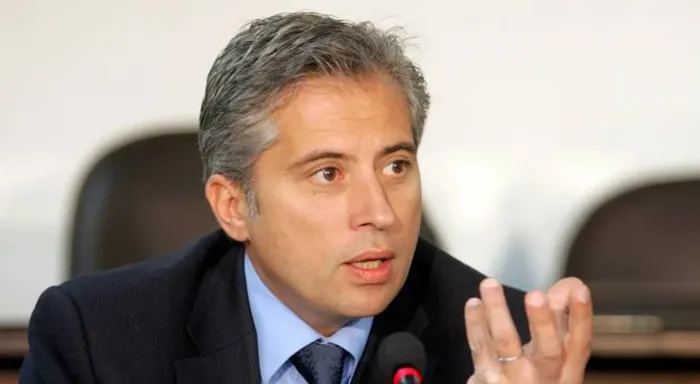 رئيس الوزراء: الحكومة منفتحة على كل الآراء والأفكار للخروج بقانون الضمان يحقق أعلى درجات التوافق الوطني رئيس الوزراء: الحكومة منفتحة على كل الآراء والأفكار للخروج بقانون الضمان يحقق أعلى درجات التوافق الوطني