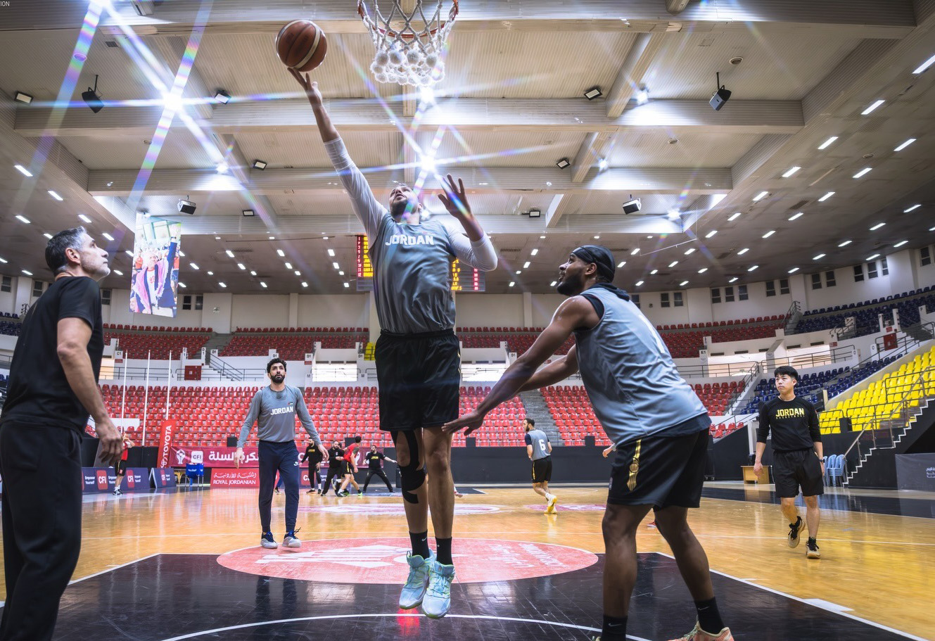 منتخب السلة يغادر إلى بيروت لخوض النافذة الثانية من تصفيات كأس العالم