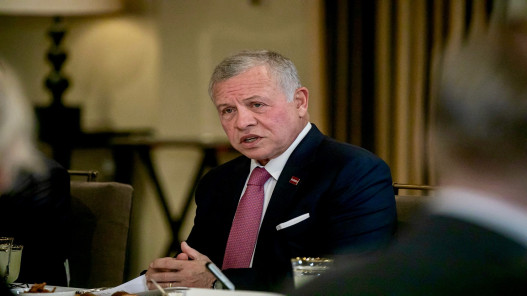 الملك ولاين يؤكدان ضرورة العمل المشترك لاستعادة التهدئة في الإقليم الملك ولاين يؤكدان ضرورة العمل المشترك لاستعادة التهدئة في الإقليم