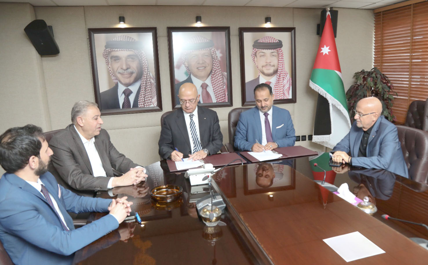 “المياه” و”البوتاس” توقعان اتفاقية لتعزيز الاستثمارات