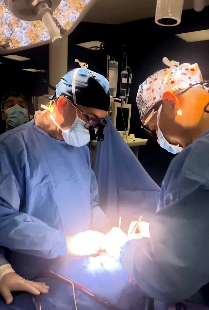 لأول مرة بالخدمات الطبية..استخدام المنظار الجراحي لعلاج الأكياس الكلبية الرئوية عند الأطفال