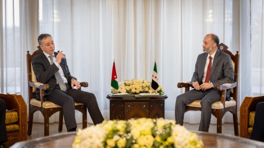 اتفاق أردني سوري على تسهيل عبور الشاحنات إلى موانئ البلدين