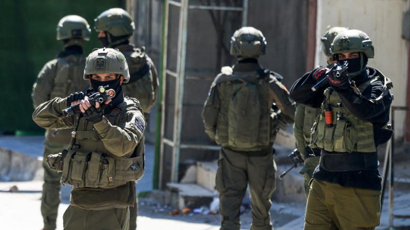 استشهاد فلسطيني وإصابة أفراد عائلته برصاص مستوطنين متطرفين في بيت لحم​ 