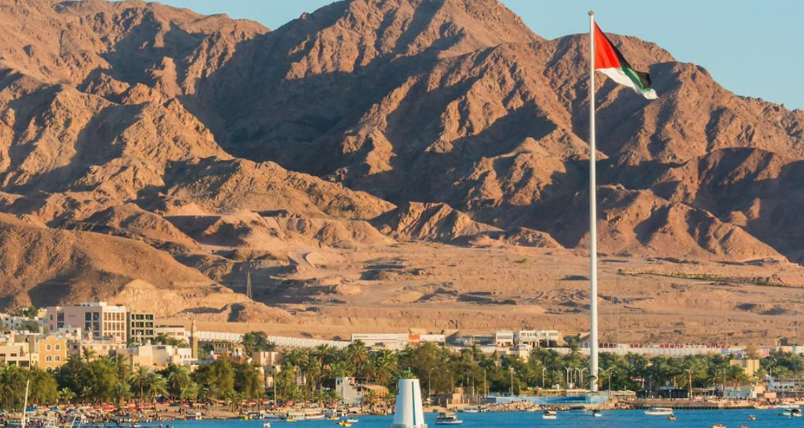 العقبة تستقبل زوارها في ثاني أيام العيد وسط جاهزية متكاملة العقبة تستقبل زوارها في ثاني أيام العيد وسط جاهزية متكاملة