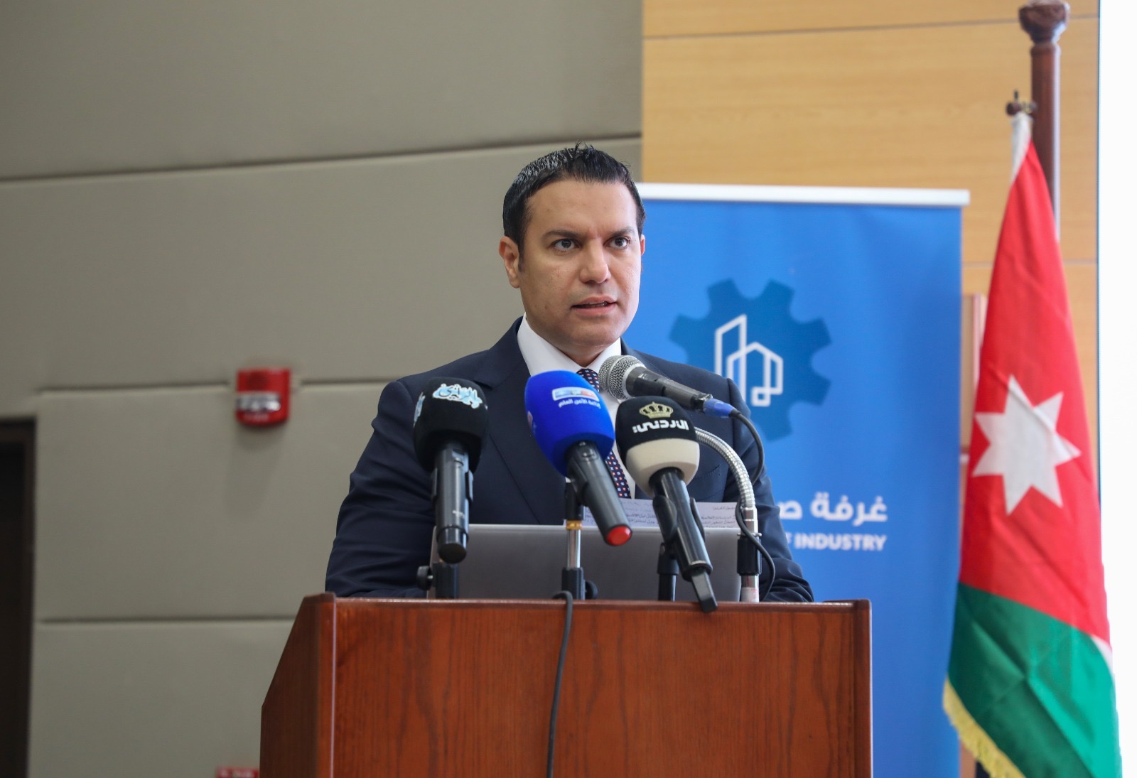 الجامعة الهاشمية تطلق الشراكة الأكاديمية الصناعية لتعزيز الاقتصاد وفق رؤية التحديث الاقتصادي