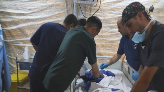 المستشفى الميداني الأردني جنوب غزة/10 يباشر أعماله