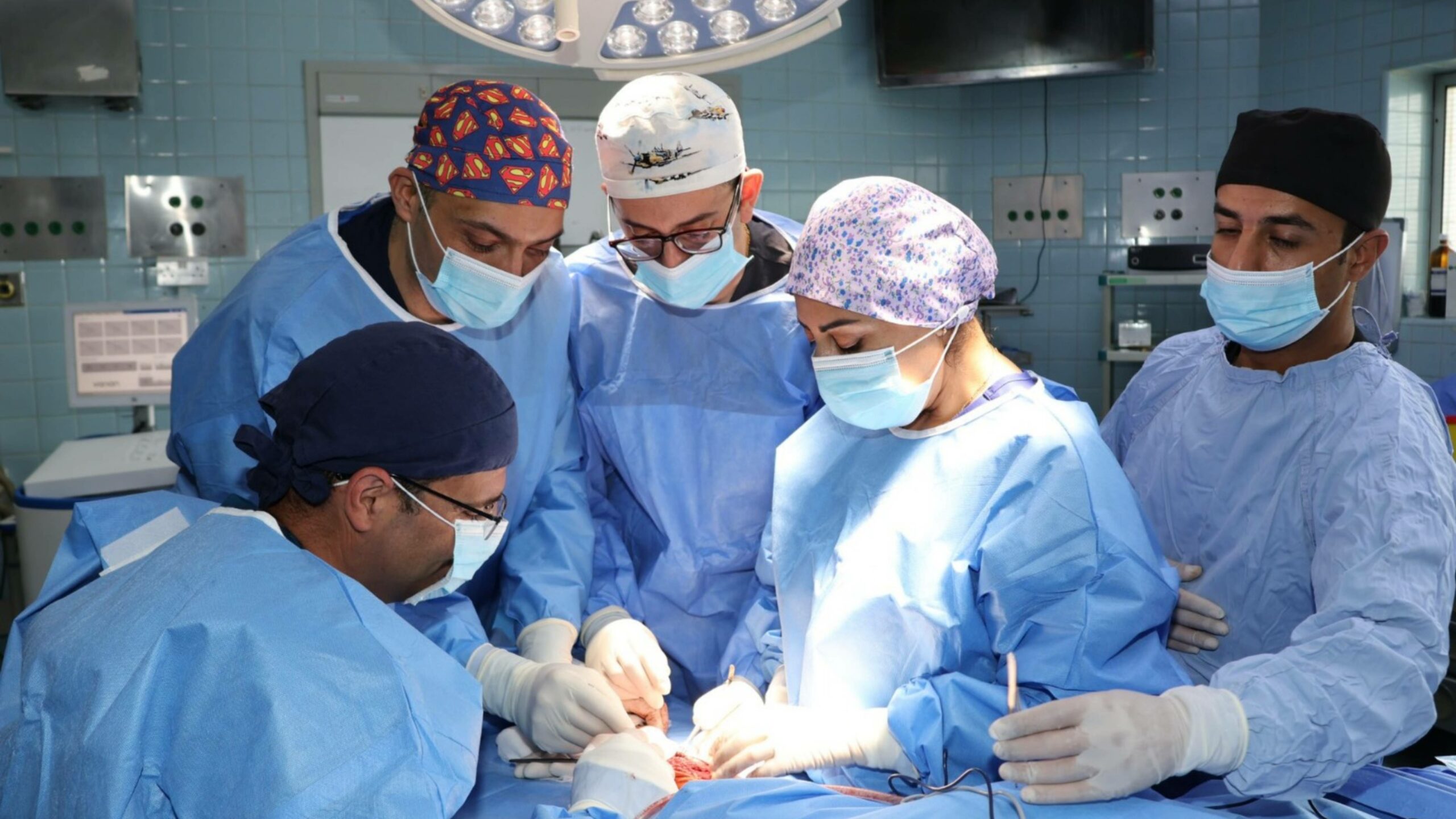 استئصال ورم سرطاني باستخدام تقنية التجميد الجراحي في الخدمات الطبية