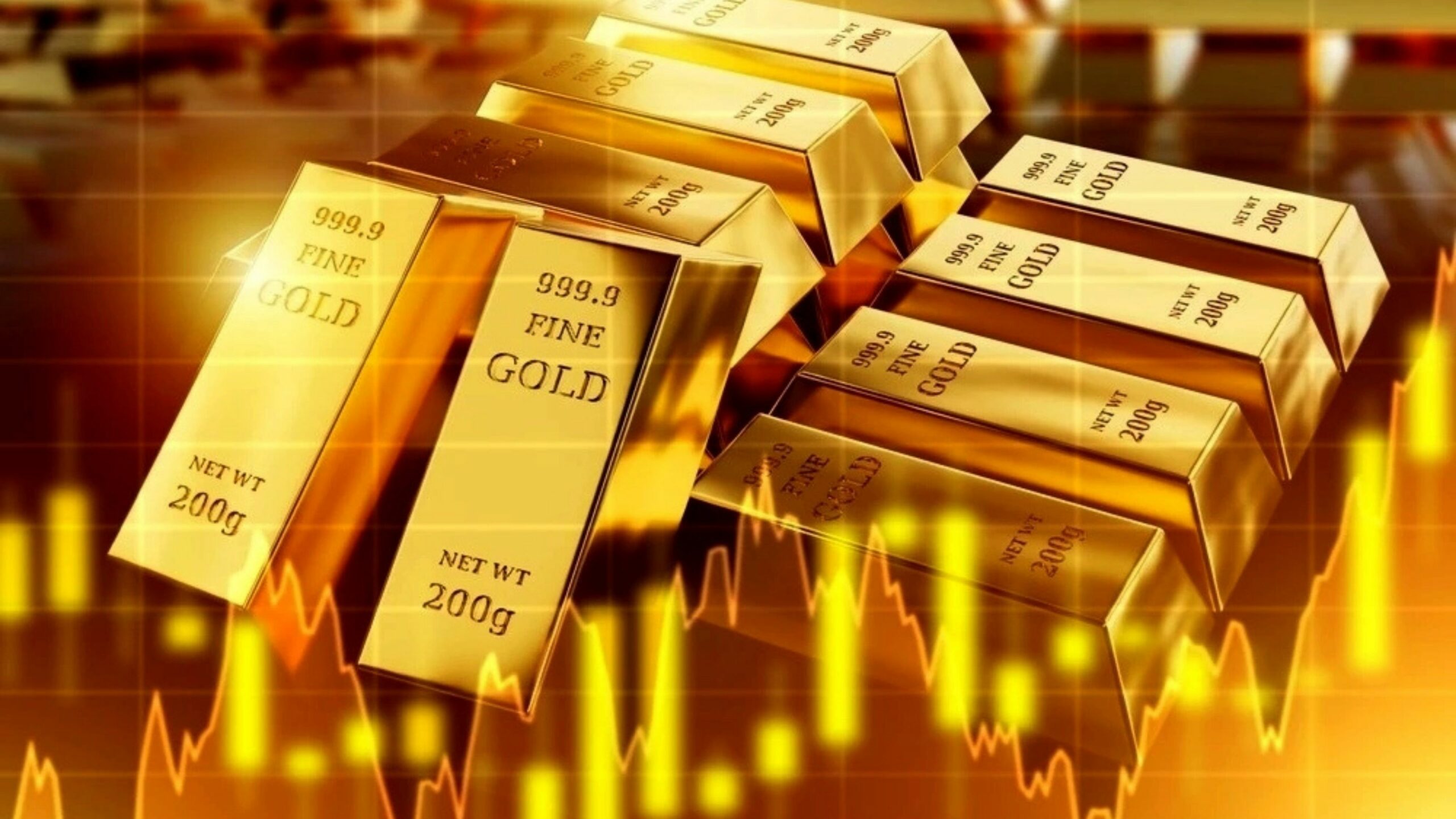 الذهب يتجه لتسجيل أول مكاسب شهرية في 5 أشهر