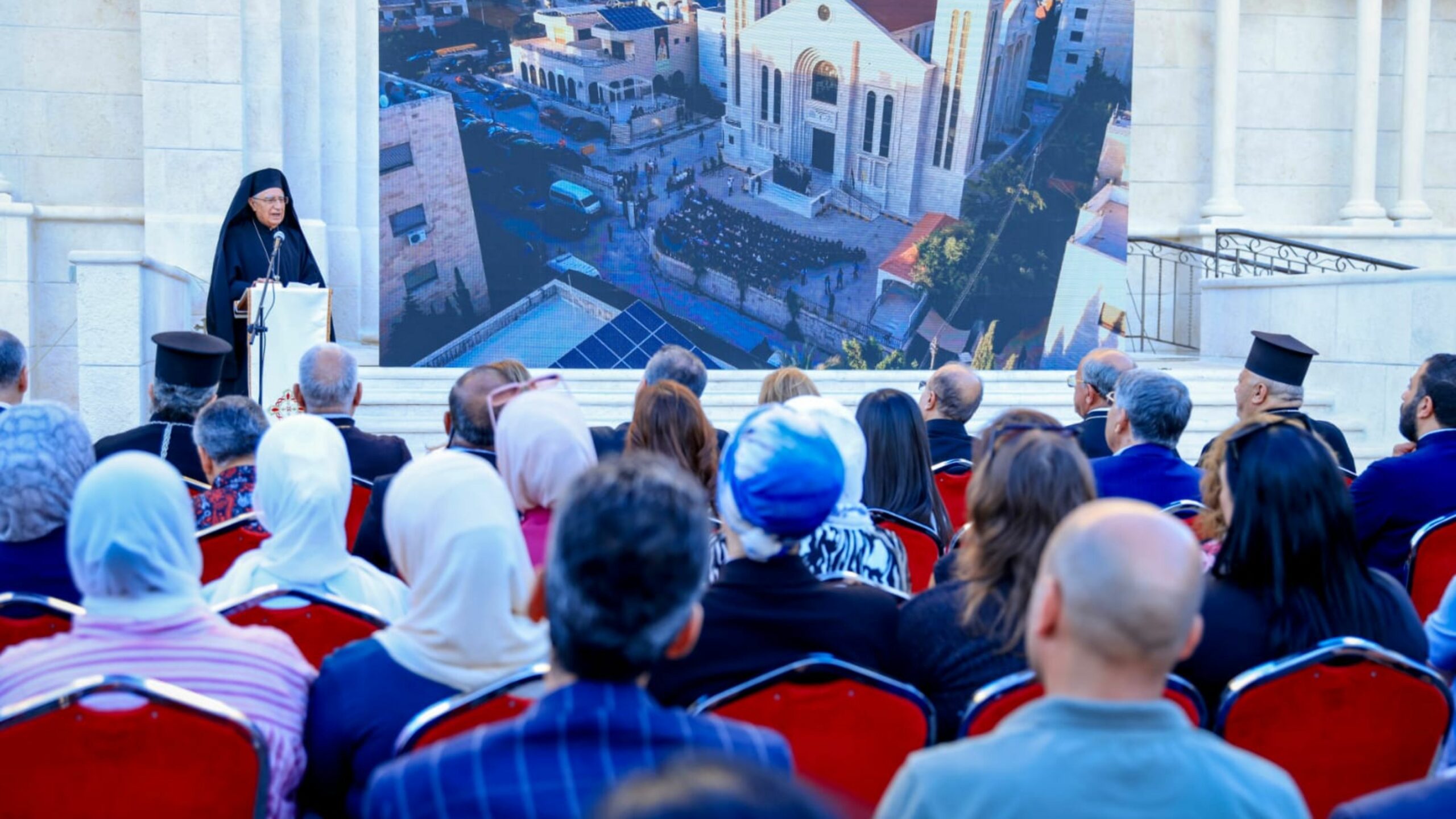 البطريرك العبسي يُدشّن المجمع الجديد لدوائر مطرانية الروم الملكيين الكاثوليك في عمّان