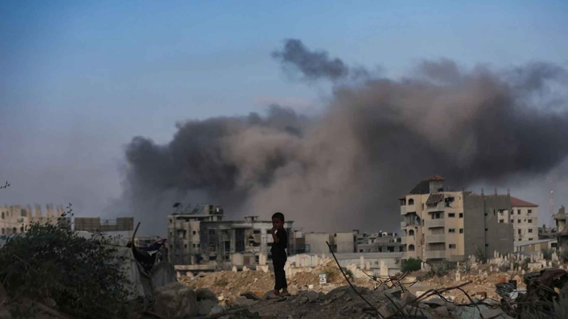 ارتفاع عدد شهداء غزة إلى 73910 منذ بدء العدوان​ 