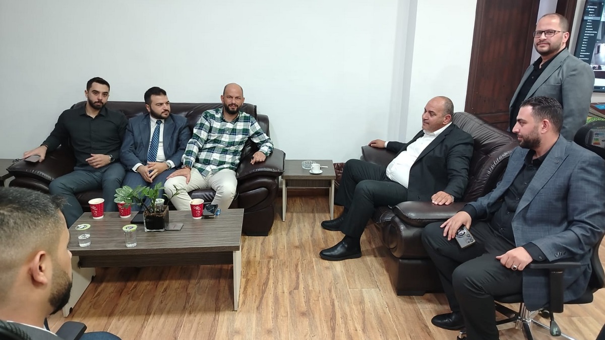 “النقل البري” تبحث مع شركات التطبيقات الذكية تعزيز الالتزام والرقابة والحوافز الإيجابية